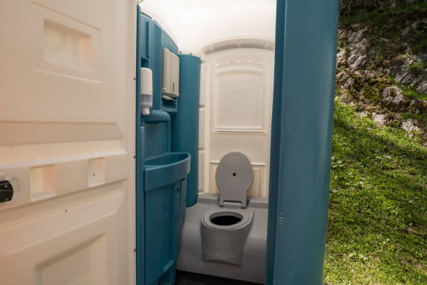Portable Toilet Options We Offer in Abbeville, GA